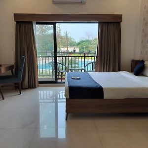Double Room Pool View
